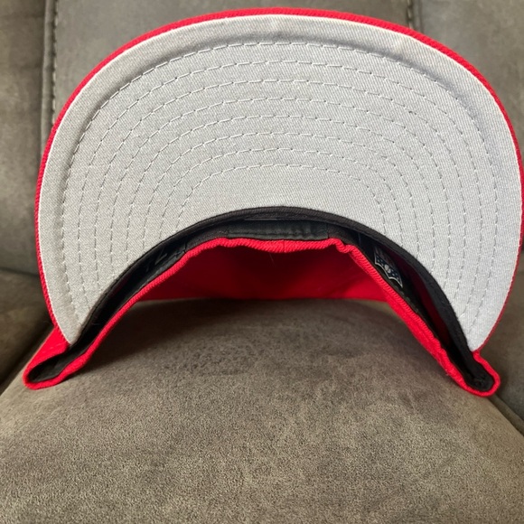 Cleveland Browns Hat Cap Fitted Size 7 1/4 Red New Era Elf Football 59FIFTY - Picture 5 of 8